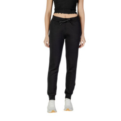 Armani Exchange - Armani...